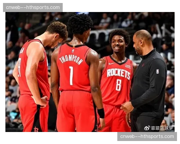 战术复盘：火箭用无限换防克制国王“五外”阵容，取得关键胜利